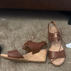 Tan wedge sandals, memory foam